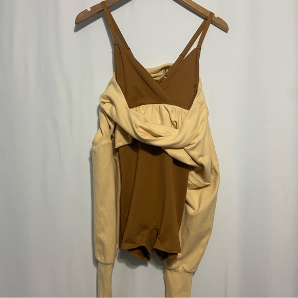 Cream Off-Shoulder Top - Picture 6 of 7